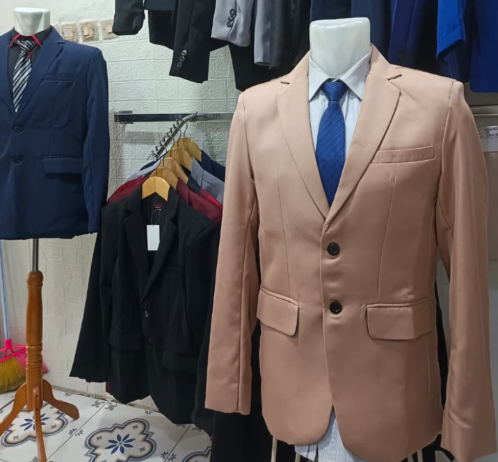 Jual Blazer Eksklusif & Jas Formal di Siak, Bisa Custom Sesuai Kebutuhan Anda