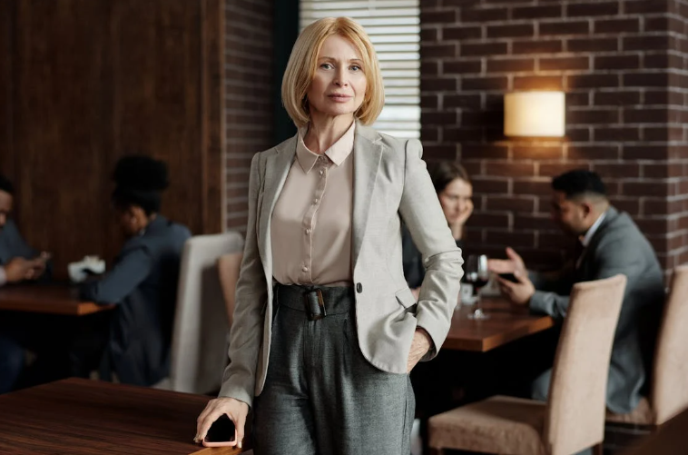 Toko Jas Formal dan Celana Kantor di Sungailiat: Pilihan Blazer Kantor Murah dari Butik Terbaik untuk Penampilan Elegan